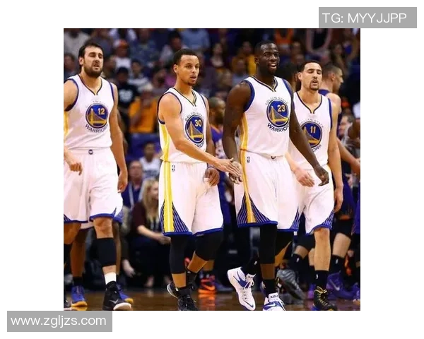 2016年NBA勇士队与黄蜂队精彩对决回顾及赛季表现分析