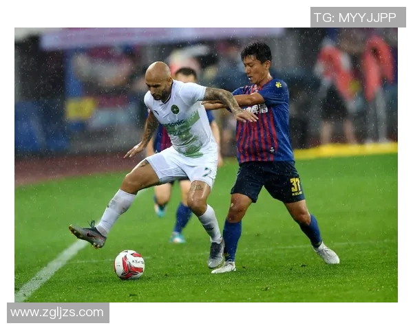 2019年绿城与青岛足球队激战回顾与精彩瞬间分析