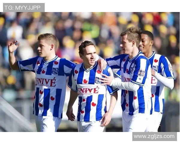 埃因霍温青年队迎战罗达球队全力争胜展现青春风采