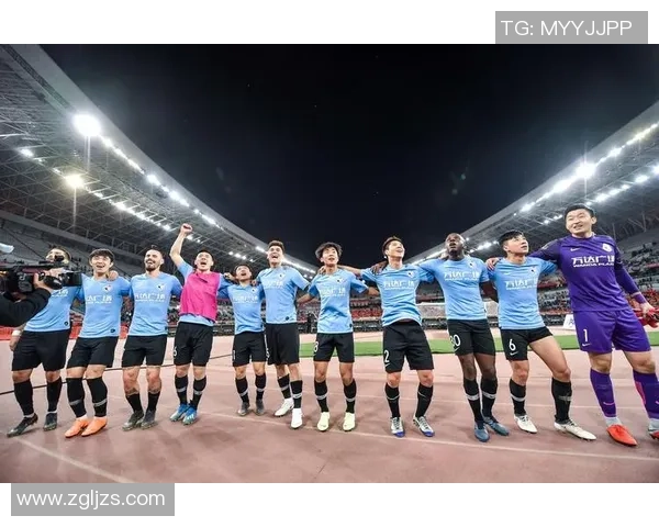 大连一方迎战陕西队力争主场胜利展现球队实力与决心