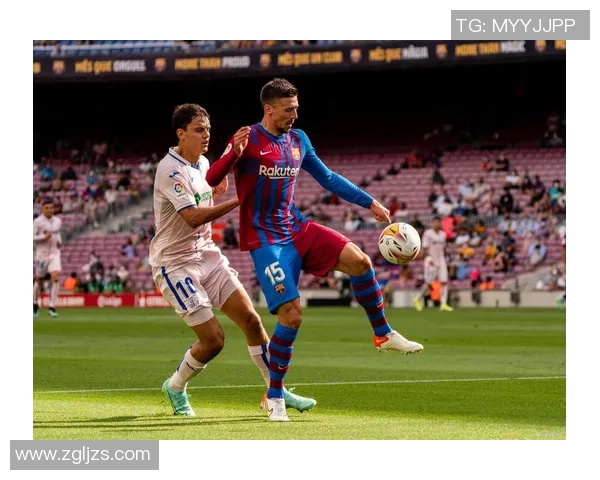 尤文图斯与巴塞罗那精彩对决回放全程解析与赛后点评 尤文图斯与巴塞罗那精彩对决回放全程解析与赛后点评